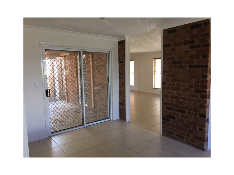 75  Norfolk Esplanade, Caboolture QLD 4510