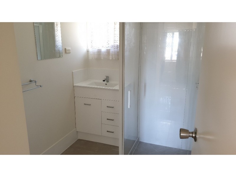 2/9 Lillee Crescent, Caboolture QLD 4510