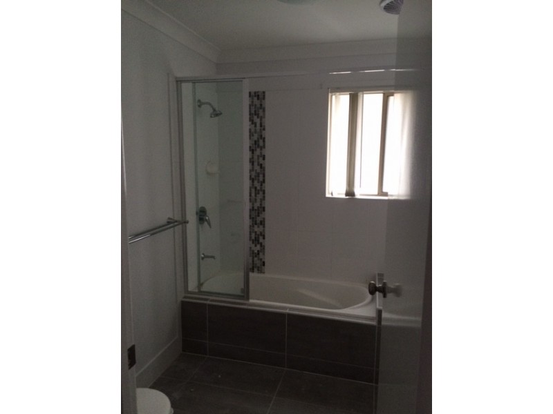 L 110/16b Paddington Street, Bellmere QLD 4510