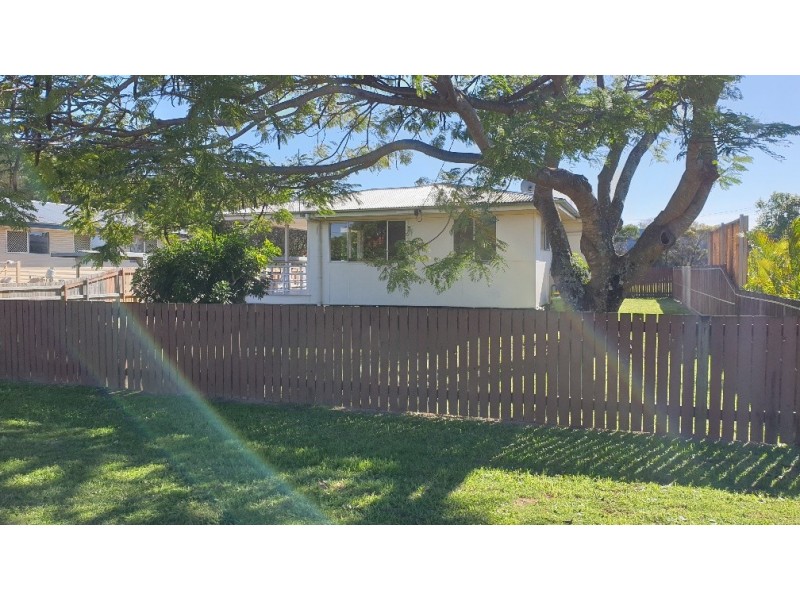 9 Palm Parade, Caboolture South QLD 4510