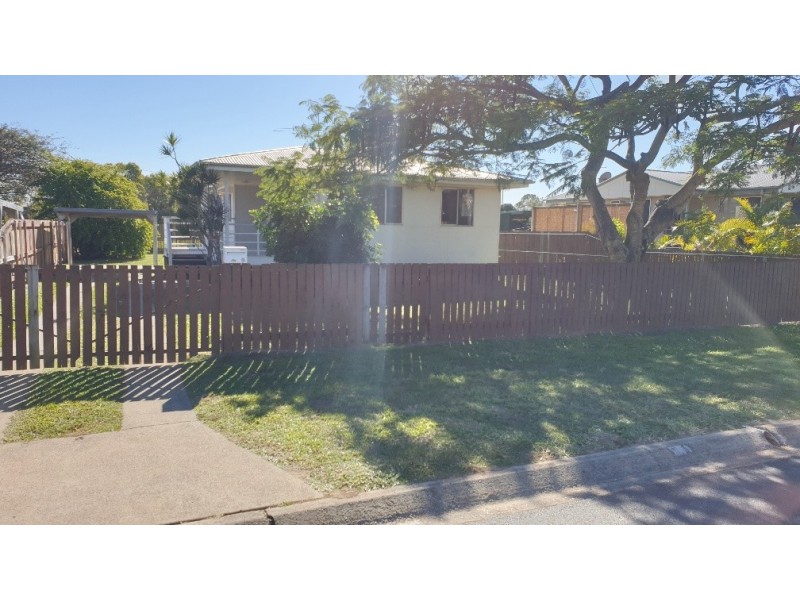 9 Palm Parade, Caboolture South QLD 4510