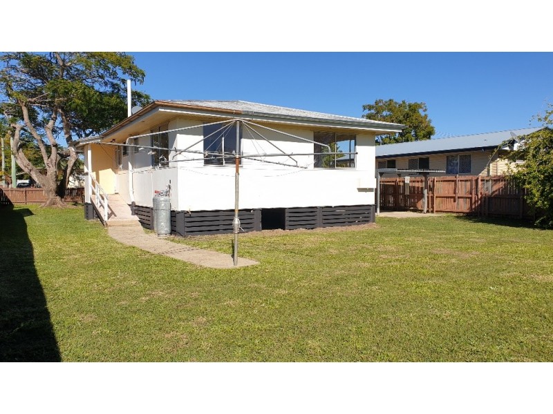 9 Palm Parade, Caboolture South QLD 4510