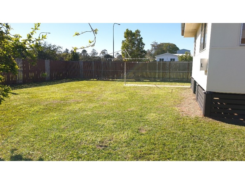 9 Palm Parade, Caboolture South QLD 4510