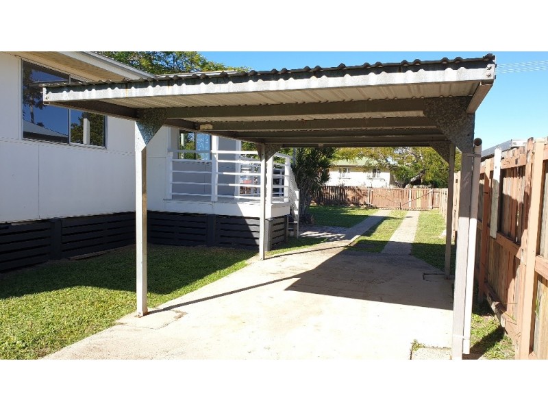 9 Palm Parade, Caboolture South QLD 4510