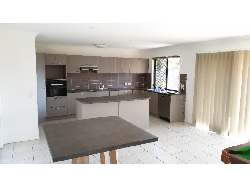 50 Hollywood Avenue, Bellmere QLD 4510