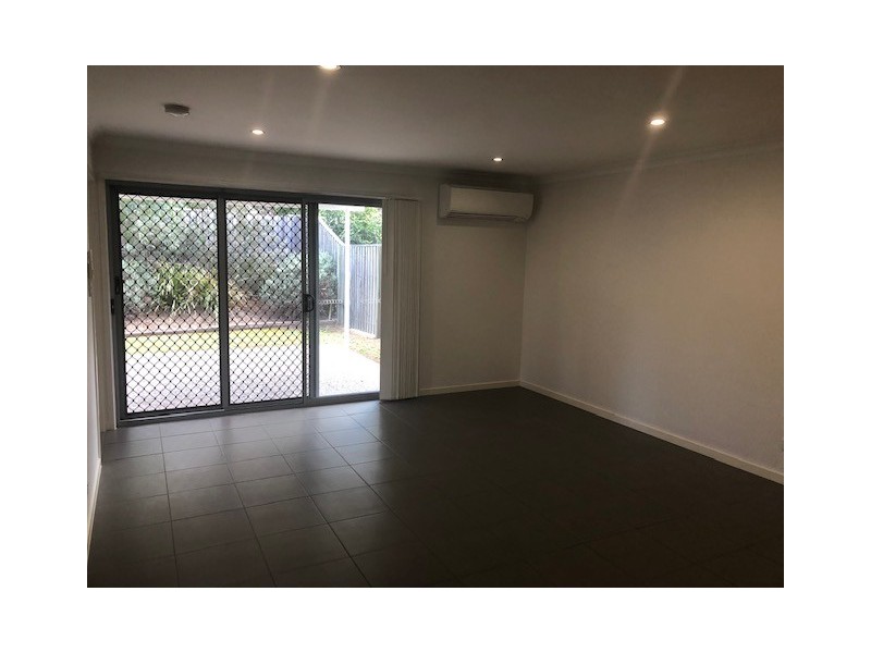2/33 Acqua Street, Burpengary QLD 4505