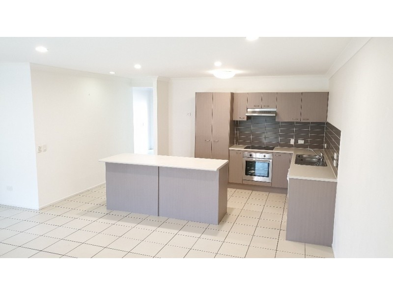 10 Clementine Street, Bellmere QLD 4510
