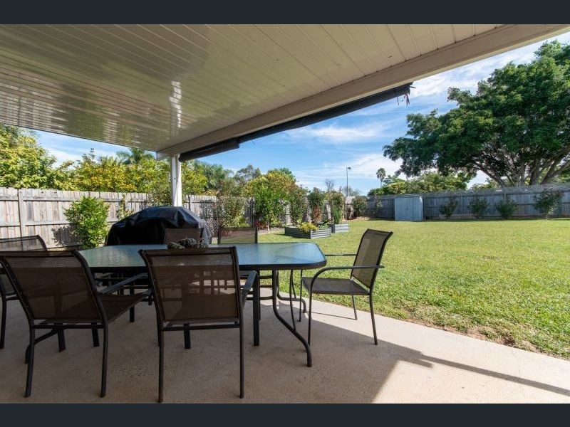 24 Cresthaven Drive, Morayfield QLD 4506
