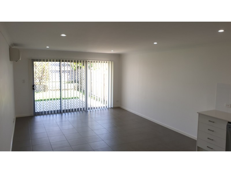 1/6 Coach Road West, Morayfield QLD 4506