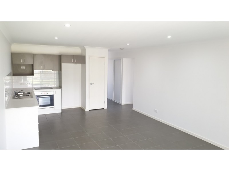 1/6 Coach Road West, Morayfield QLD 4506