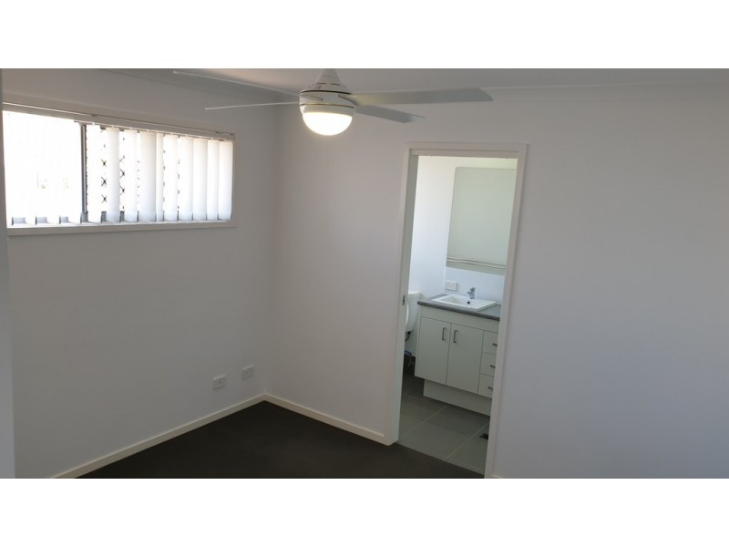 1/6 Coach Road West, Morayfield QLD 4506