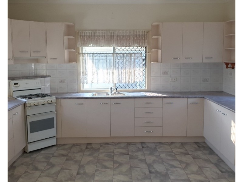 85 Lower King Street, Caboolture QLD 4510