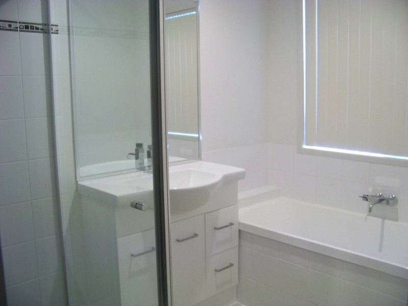 19 Cherrytree Crescent, Upper Caboolture QLD 4510