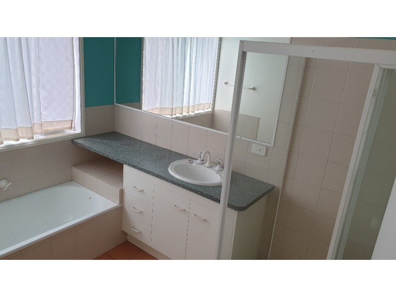 96-98 Madeline Drive, Morayfield QLD 4506