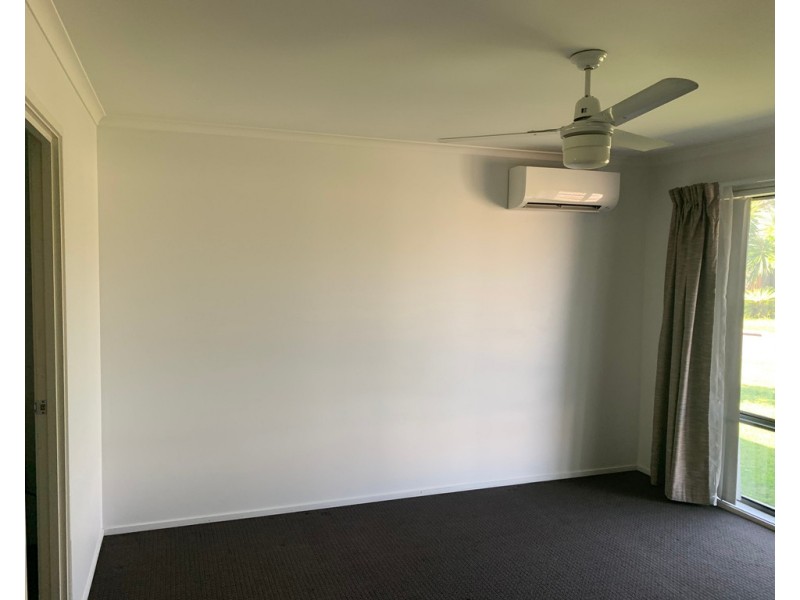 1/21 Hopkins Chase, Caboolture QLD 4510