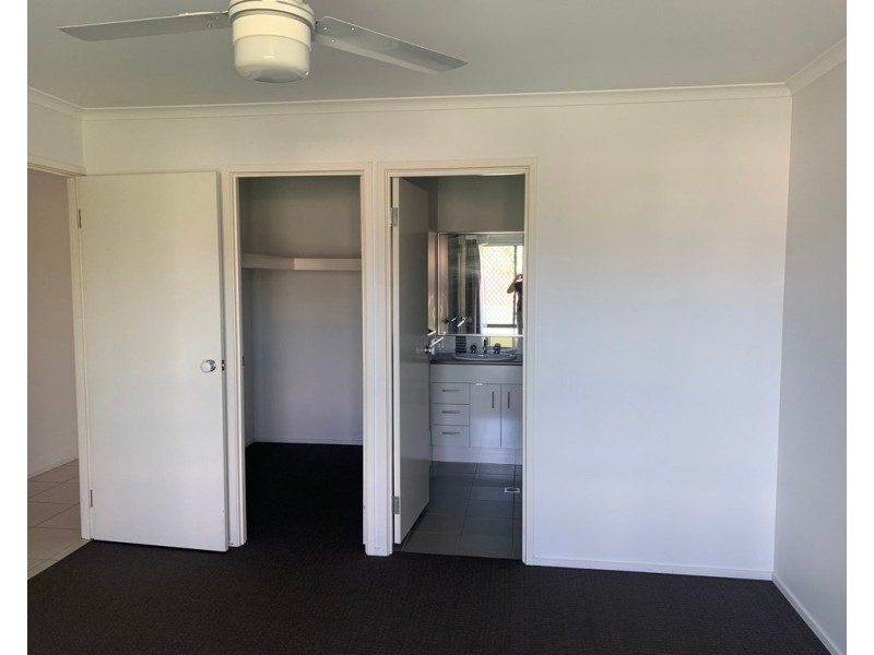 1/21 Hopkins Chase, Caboolture QLD 4510