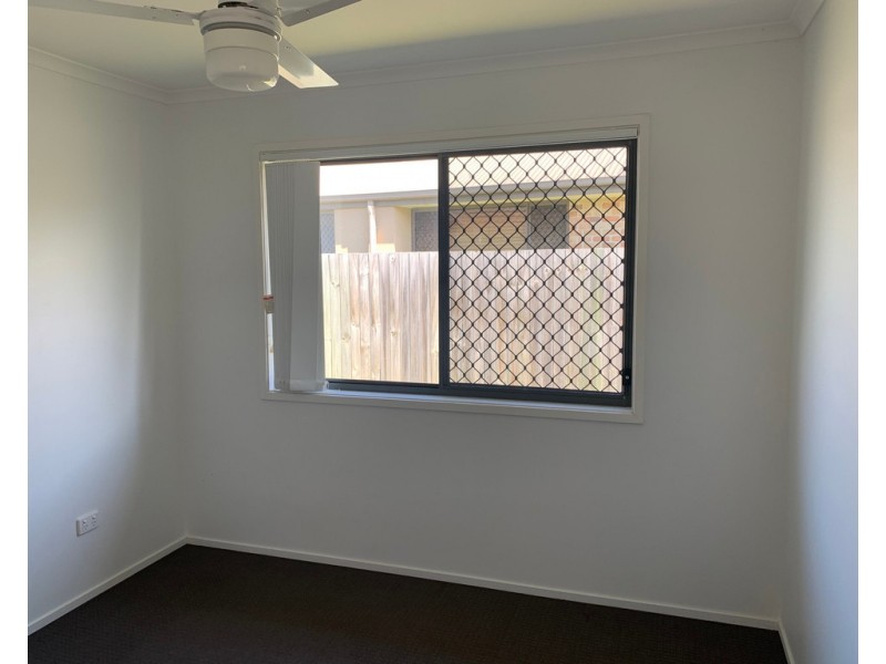 1/21 Hopkins Chase, Caboolture QLD 4510