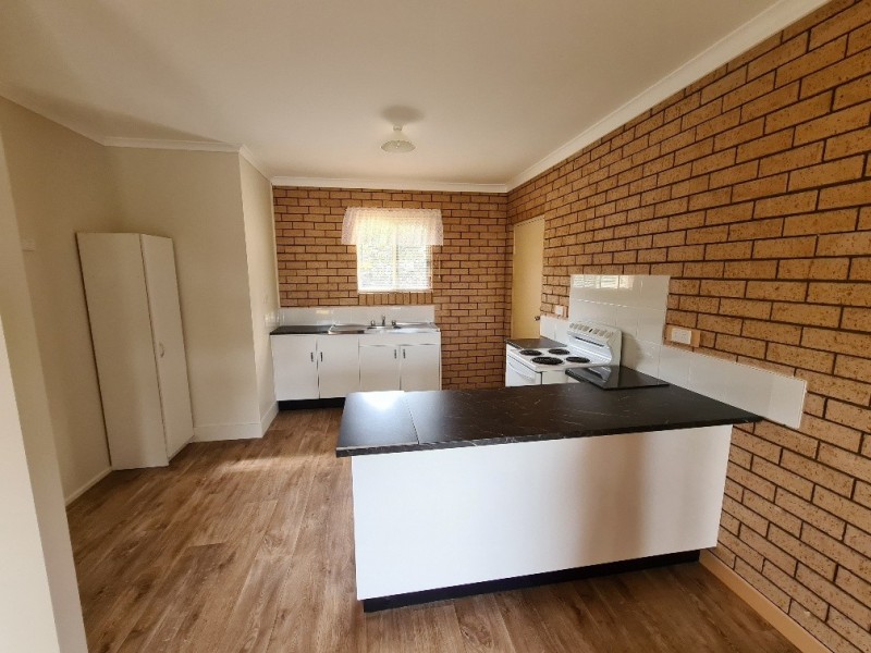 2/2 Moon Street, Caboolture South QLD 4510