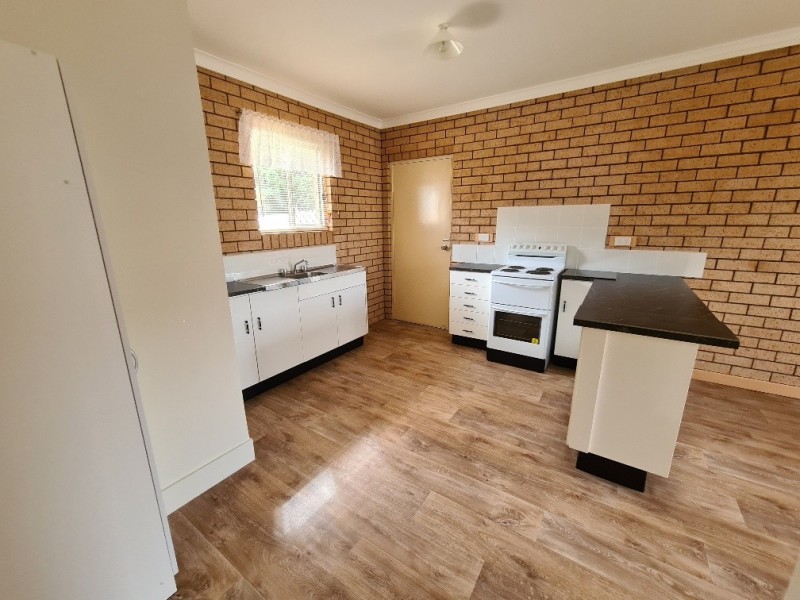 2/2 Moon Street, Caboolture South QLD 4510