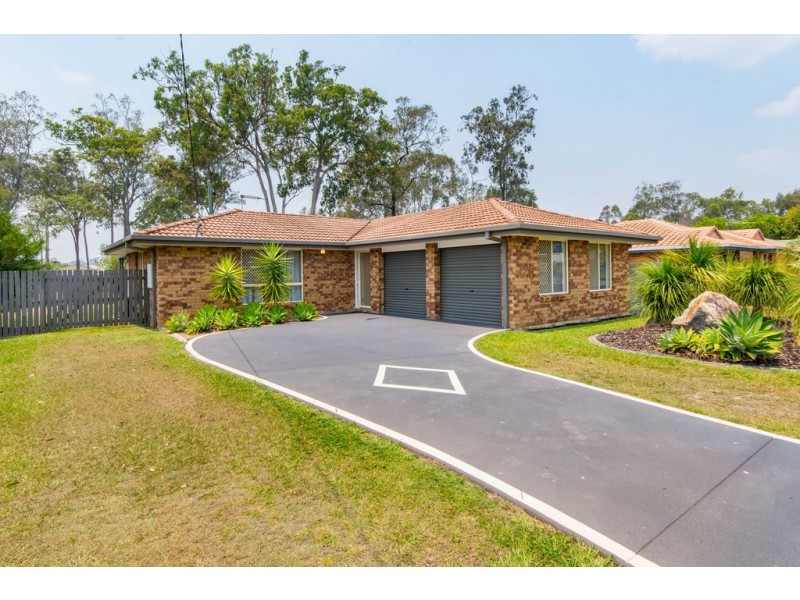 15 Barossa Crescent, Caboolture South QLD 4510