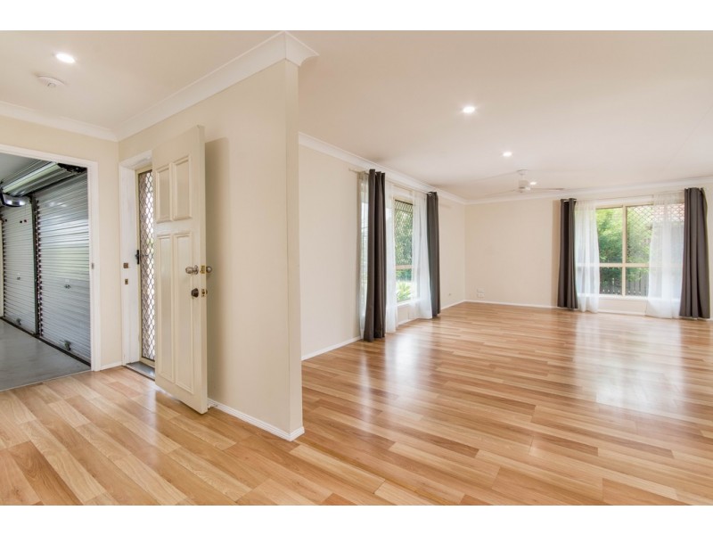 15 Barossa Crescent, Caboolture South QLD 4510