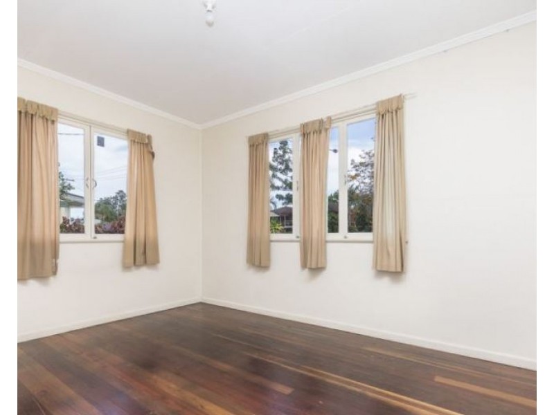 17 Mortimer Street, Caboolture QLD 4510