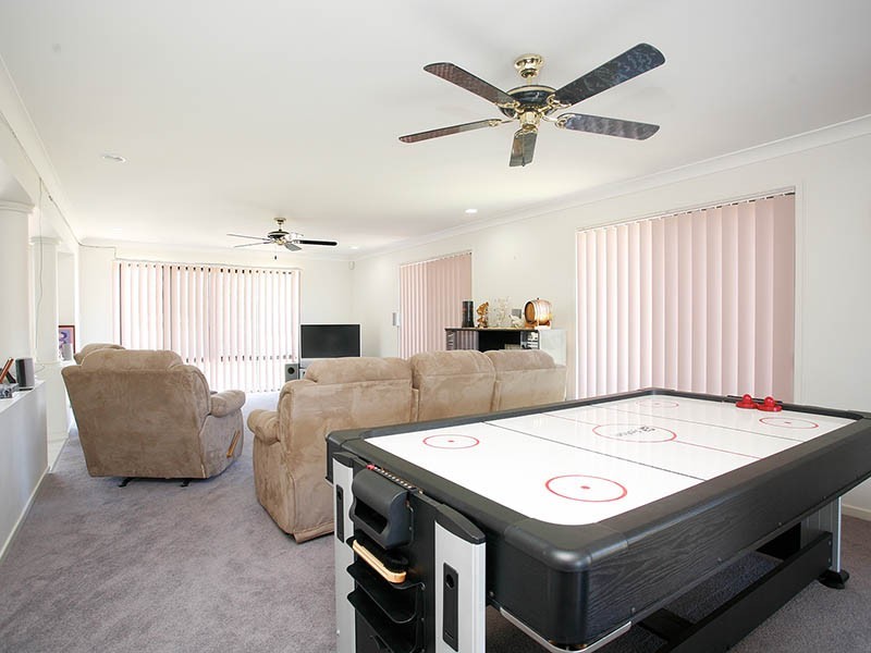 121 Darley Road, Upper Caboolture QLD 4510