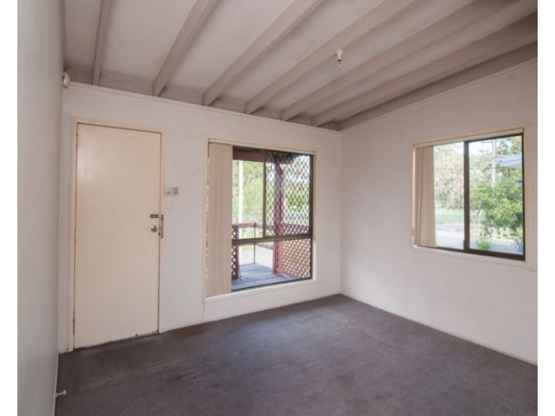4 Kenneth Street, Morayfield QLD 4506