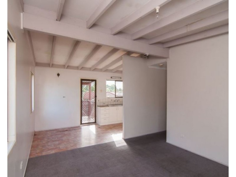 4 Kenneth Street, Morayfield QLD 4506