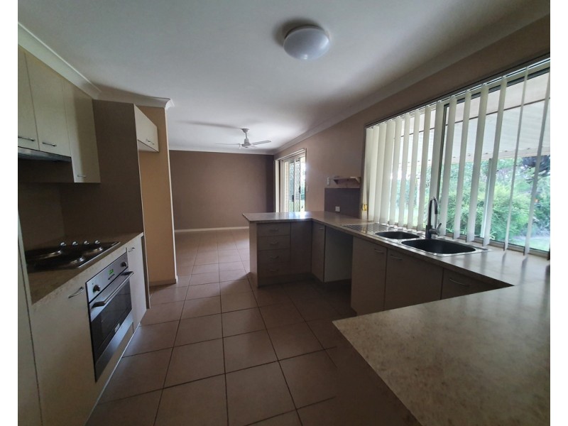 14 Stockridge Place, Morayfield QLD 4506