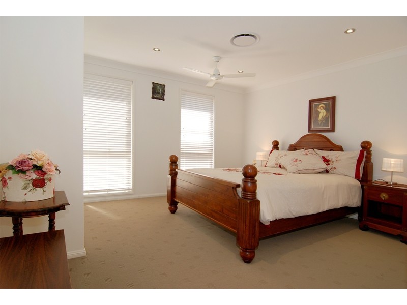 Sandstone Point QLD 4511