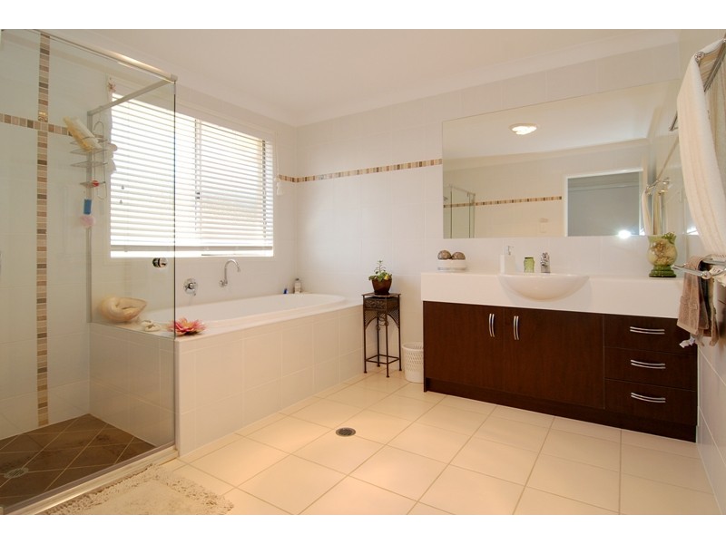 Sandstone Point QLD 4511