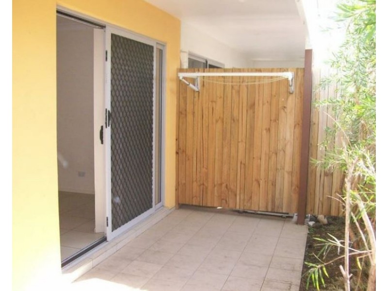 4/105 King Street, Caboolture QLD 4510