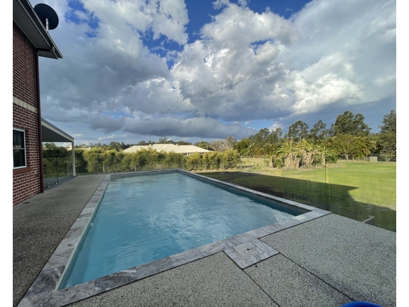 5-7 Sammor Road, Elimbah QLD 4516