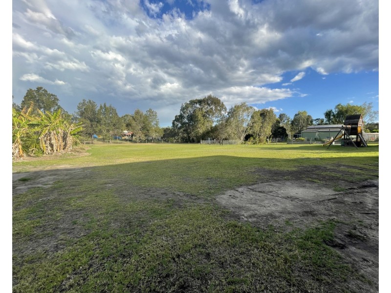 5-7 Sammor Road, Elimbah QLD 4516