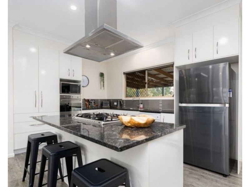 62 Goshawk Court, Caboolture QLD 4510
