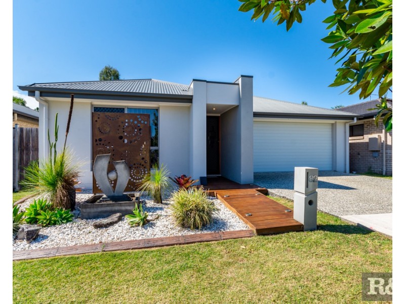 82 Bluestar Circuit, Caboolture QLD 4510