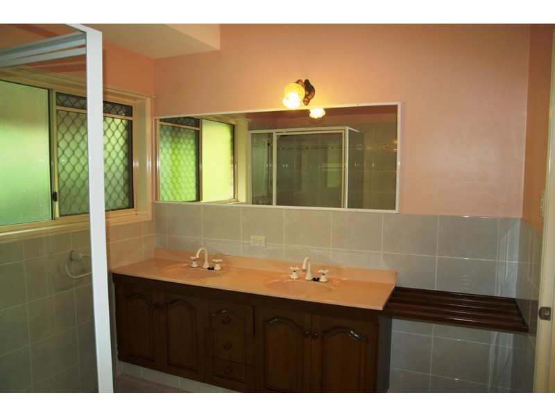 29 Chablis Court, Morayfield QLD 4506