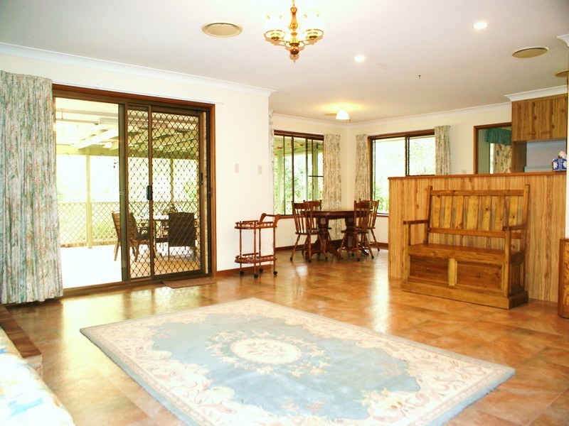 76 Waterside Drive, Wamuran QLD 4512