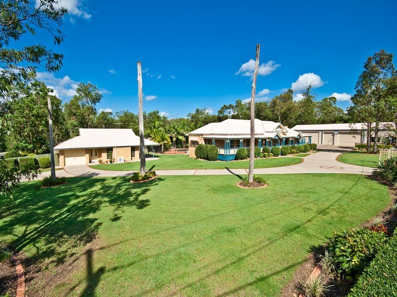 1 Madeline Drive, Morayfield QLD 4506