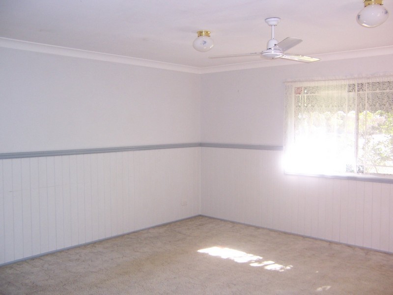 13 Riviera Court, Morayfield QLD 4506