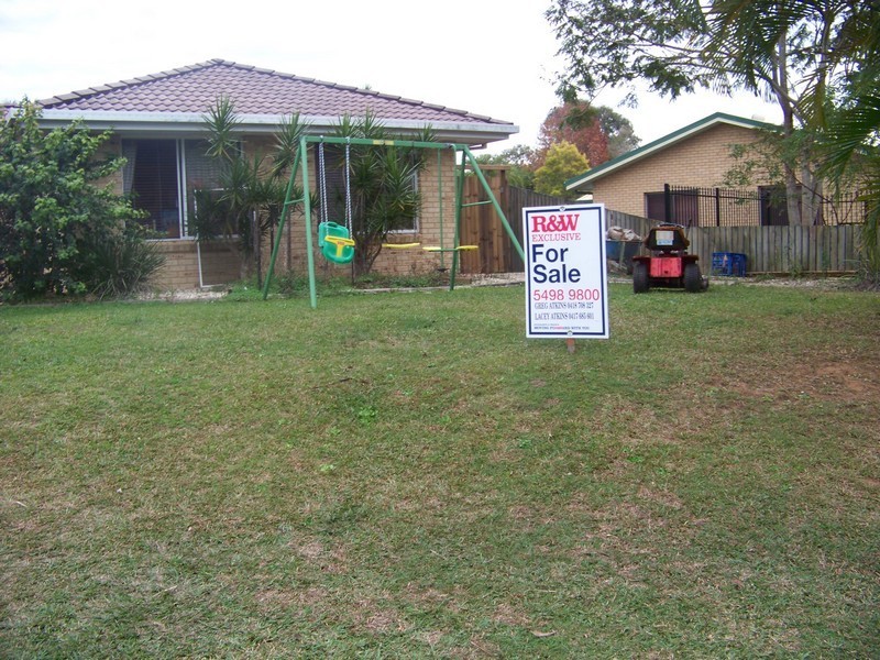 13 Riviera Court, Morayfield QLD 4506