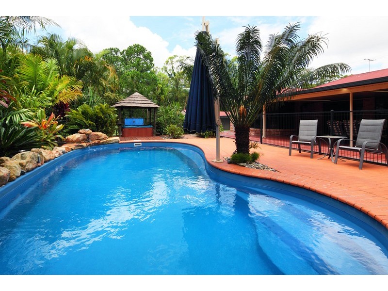 15 Glady Avenue, Caboolture QLD 4510