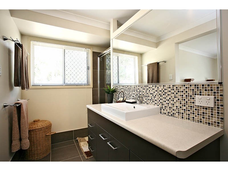 68 MacGinley Road, Upper Caboolture QLD 4510