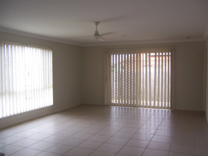 7-9 Riverbend Crescent, Morayfield QLD 4506