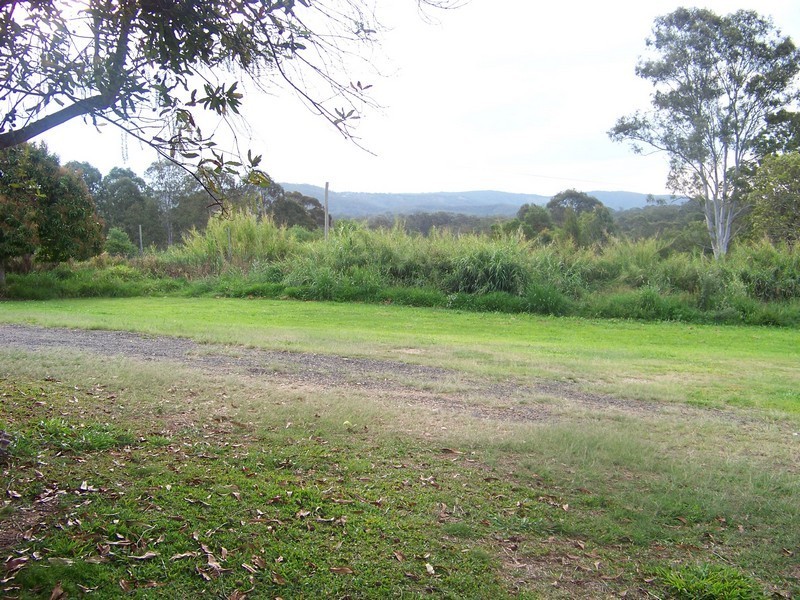 520 Old North Road, Bellmere QLD 4510