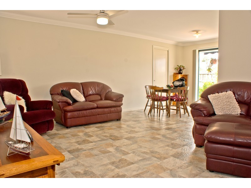 43 Fairway Court, Caboolture QLD 4510