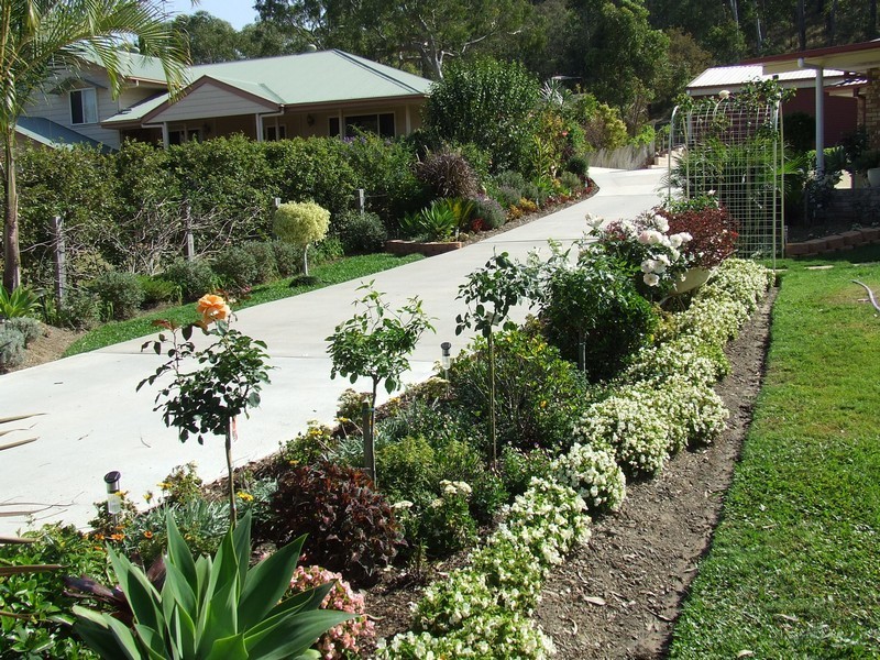8 Duckwood Court, Elimbah QLD 4516