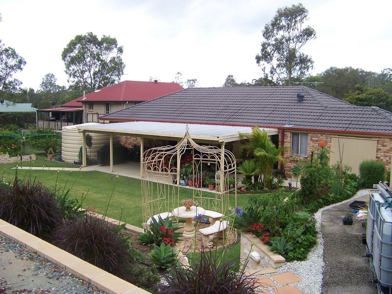 8 Duckwood Court, Elimbah QLD 4516