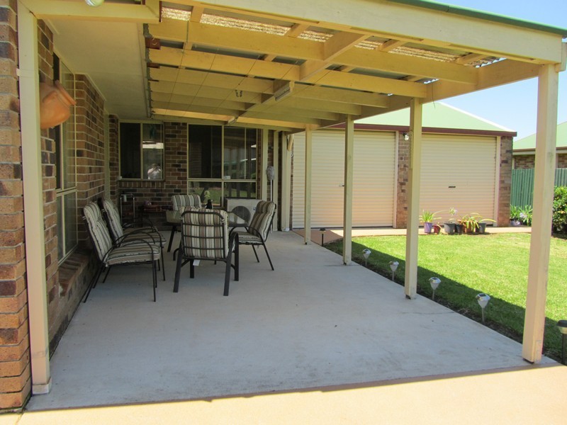6 Suffolk Street, Caboolture South QLD 4510